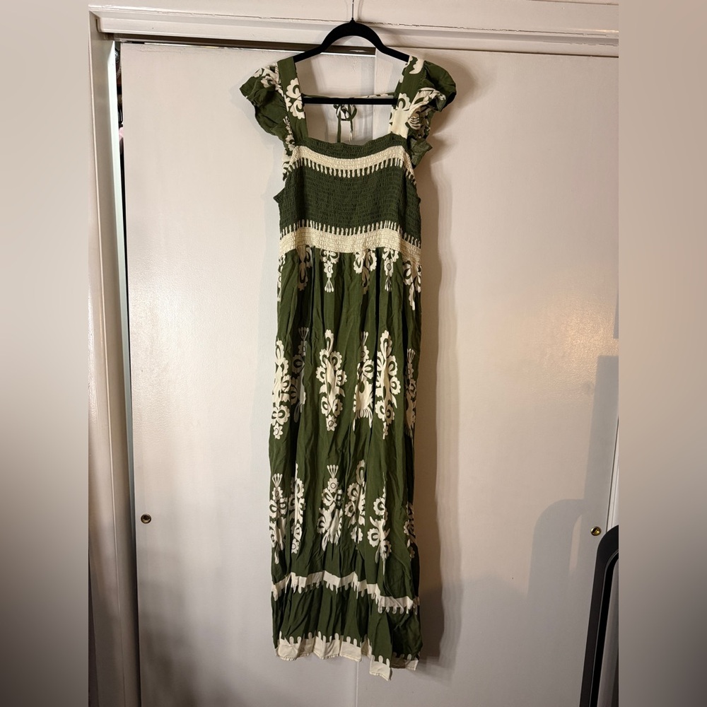 SHEIN Green Maxi Dress with White Print - Picture 2 of 6